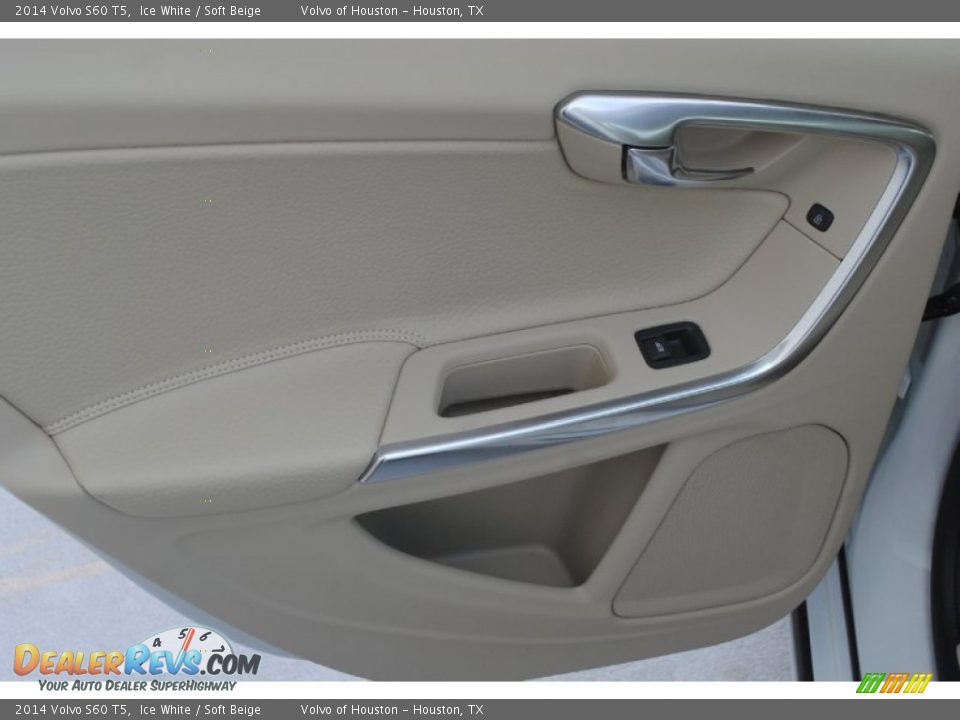 2014 Volvo S60 T5 Ice White / Soft Beige Photo #27