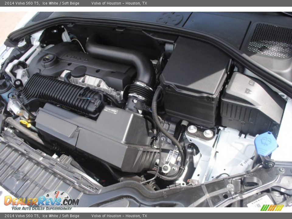 2014 Volvo S60 T5 Ice White / Soft Beige Photo #33