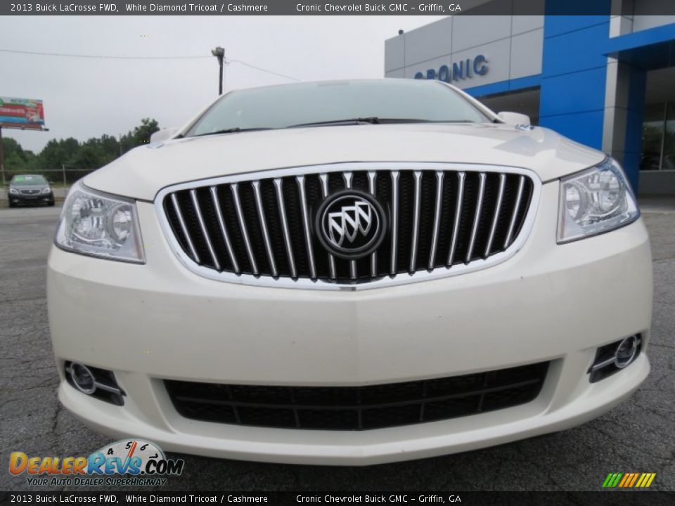 2013 Buick LaCrosse FWD White Diamond Tricoat / Cashmere Photo #2