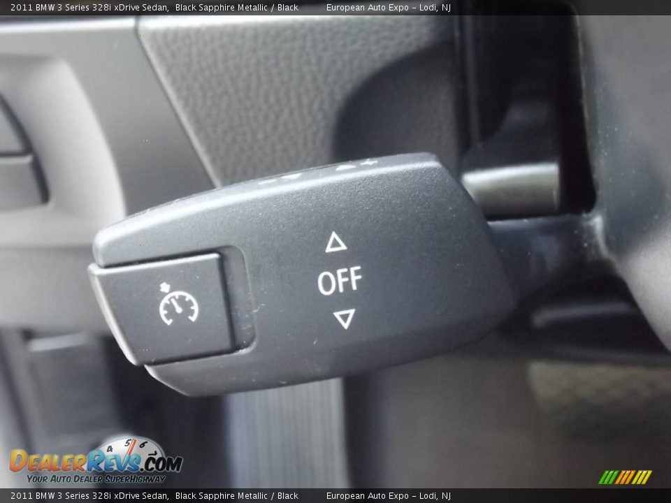 2011 BMW 3 Series 328i xDrive Sedan Black Sapphire Metallic / Black Photo #27