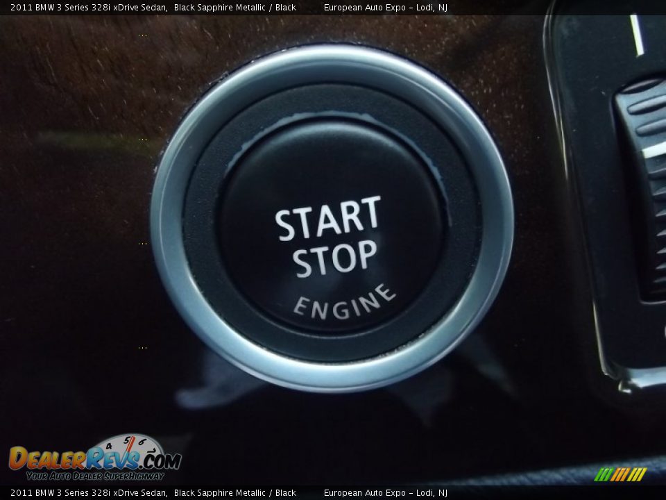 2011 BMW 3 Series 328i xDrive Sedan Black Sapphire Metallic / Black Photo #28