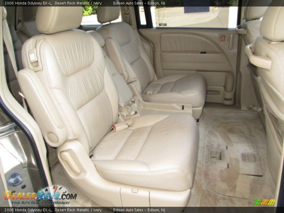 2006 Honda Odyssey EX-L Desert Rock Metallic / Ivory Photo #18