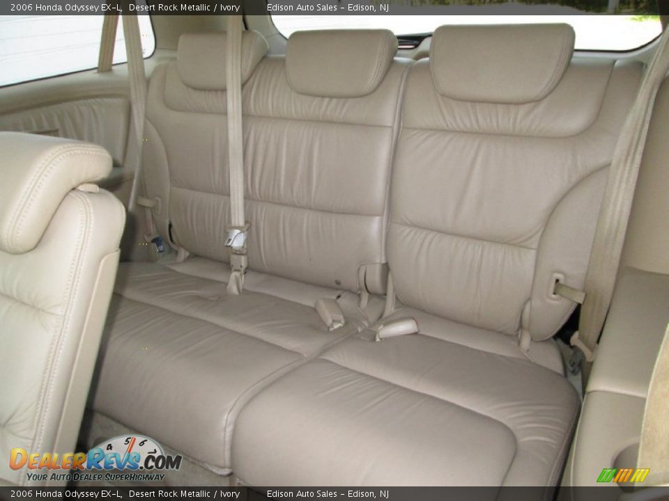 2006 Honda Odyssey EX-L Desert Rock Metallic / Ivory Photo #19