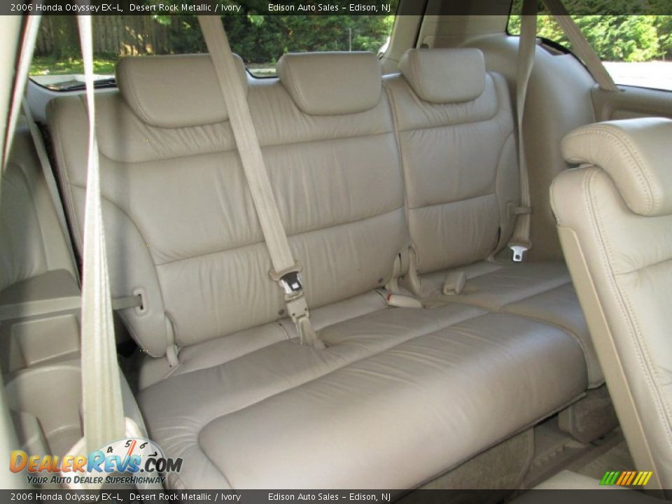 2006 Honda Odyssey EX-L Desert Rock Metallic / Ivory Photo #20
