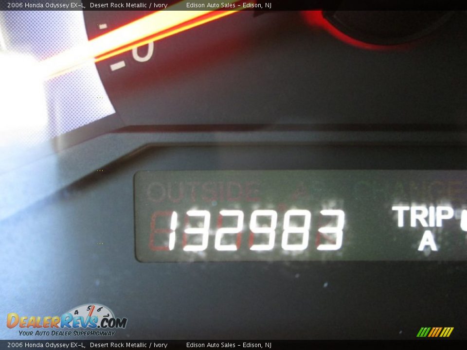 2006 Honda Odyssey EX-L Desert Rock Metallic / Ivory Photo #26