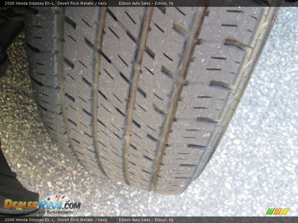 2006 Honda Odyssey EX-L Desert Rock Metallic / Ivory Photo #36