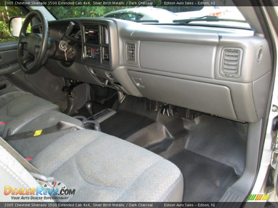2005 Chevrolet Silverado 1500 Extended Cab 4x4 Silver Birch Metallic / Dark Charcoal Photo #19