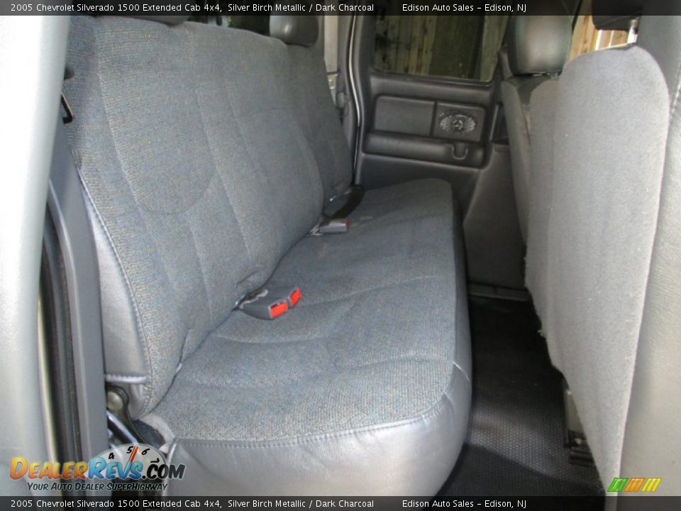 2005 Chevrolet Silverado 1500 Extended Cab 4x4 Silver Birch Metallic / Dark Charcoal Photo #20