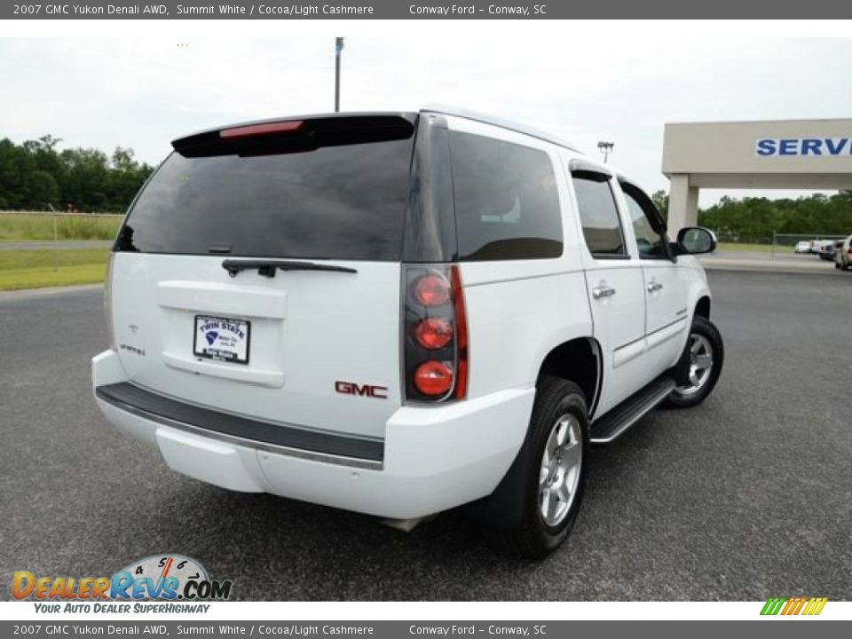 2007 GMC Yukon Denali AWD Summit White / Cocoa/Light Cashmere Photo #5