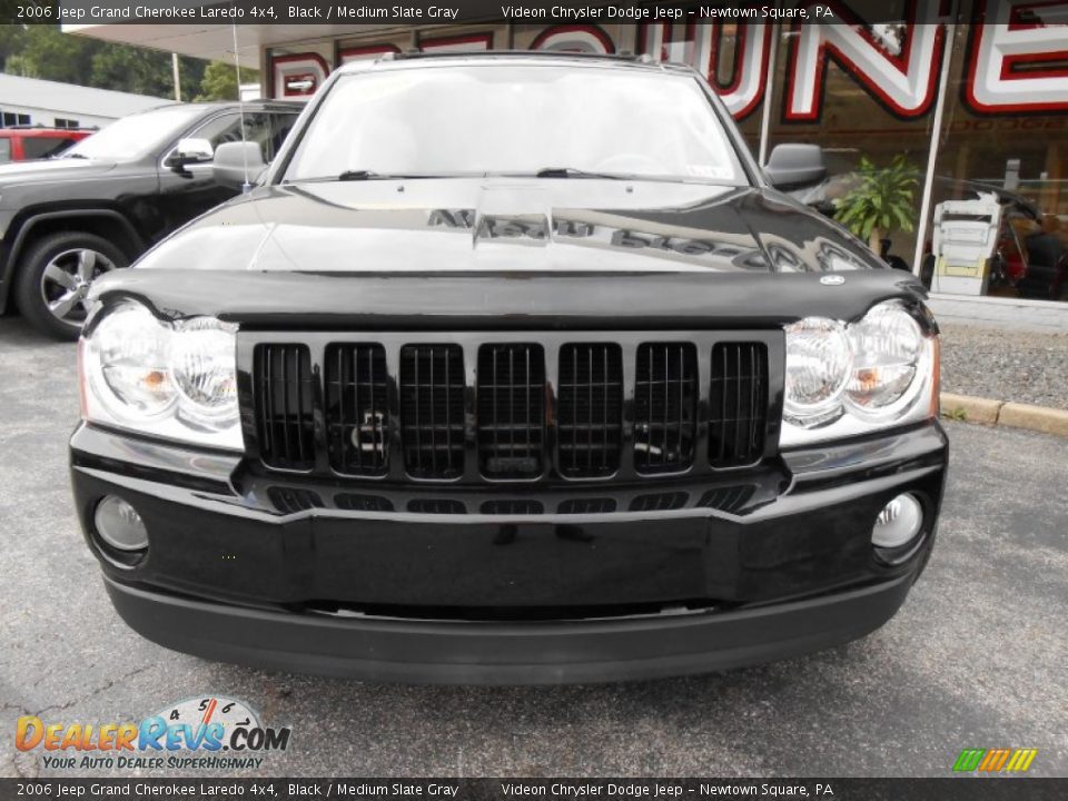 2006 Jeep Grand Cherokee Laredo 4x4 Black / Medium Slate Gray Photo #2