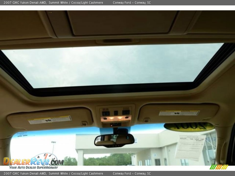 2007 GMC Yukon Denali AWD Summit White / Cocoa/Light Cashmere Photo #15