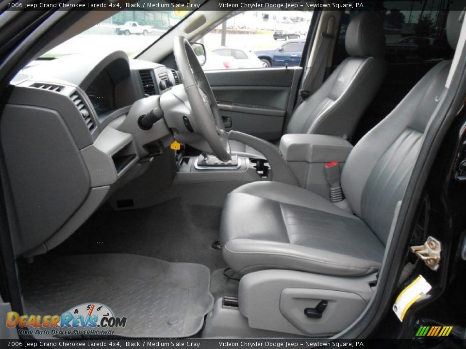 2006 Jeep Grand Cherokee Laredo 4x4 Black / Medium Slate Gray Photo #5
