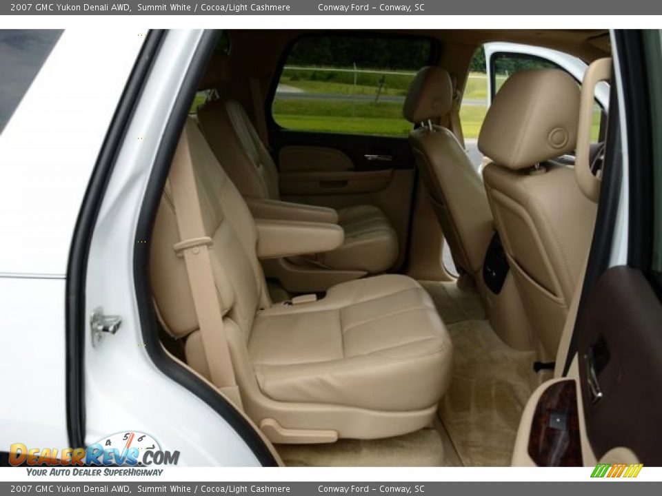 2007 GMC Yukon Denali AWD Summit White / Cocoa/Light Cashmere Photo #22