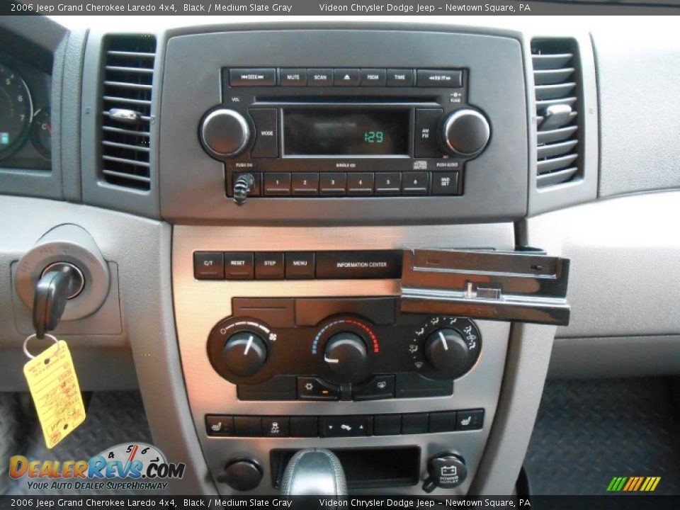 2006 Jeep Grand Cherokee Laredo 4x4 Black / Medium Slate Gray Photo #18