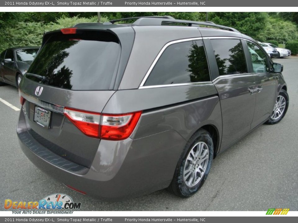 2011 Honda Odyssey EX-L Smoky Topaz Metallic / Truffle Photo #4