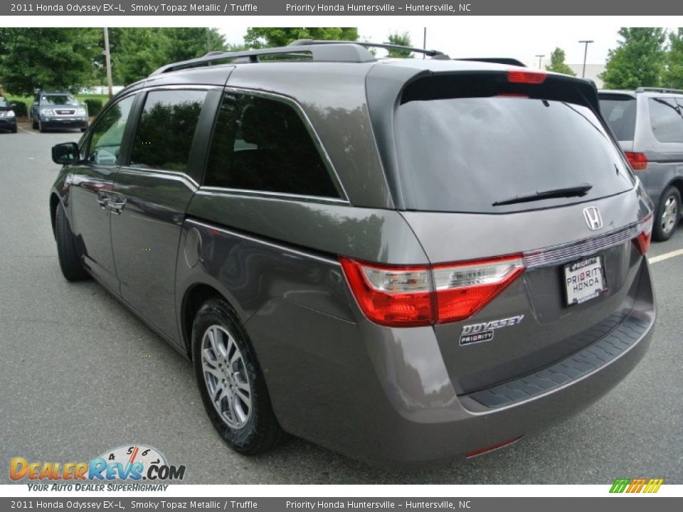 2011 Honda Odyssey EX-L Smoky Topaz Metallic / Truffle Photo #5
