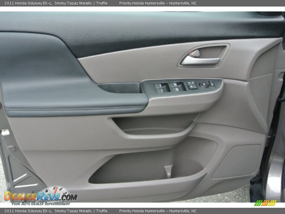 2011 Honda Odyssey EX-L Smoky Topaz Metallic / Truffle Photo #10