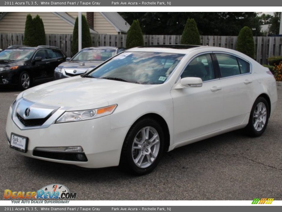 2011 Acura TL 3.5 White Diamond Pearl / Taupe Gray Photo #7