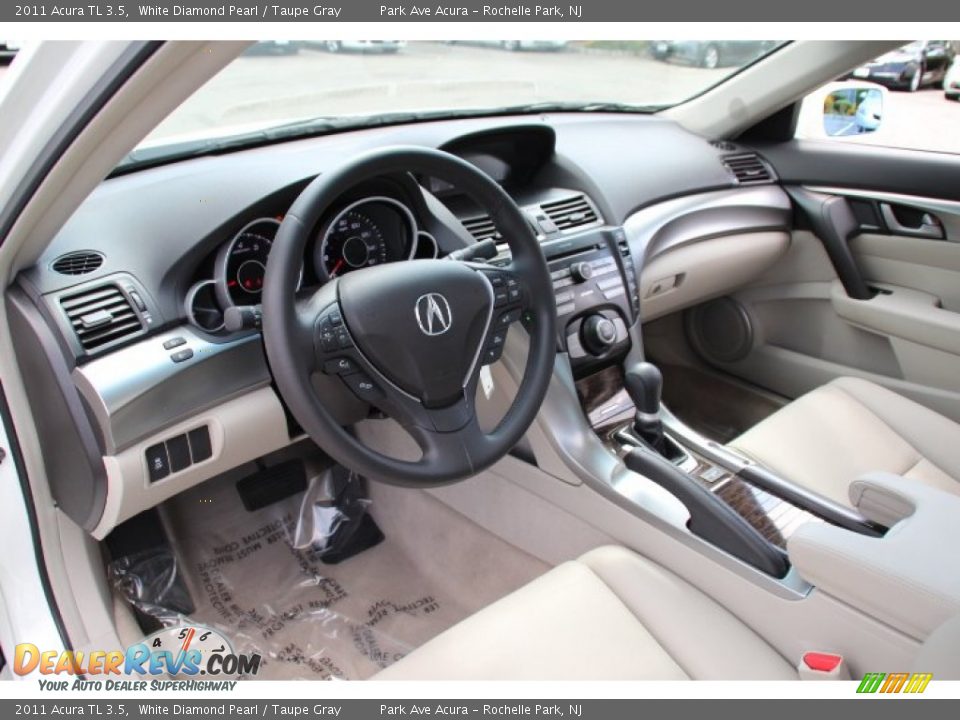 2011 Acura TL 3.5 White Diamond Pearl / Taupe Gray Photo #10