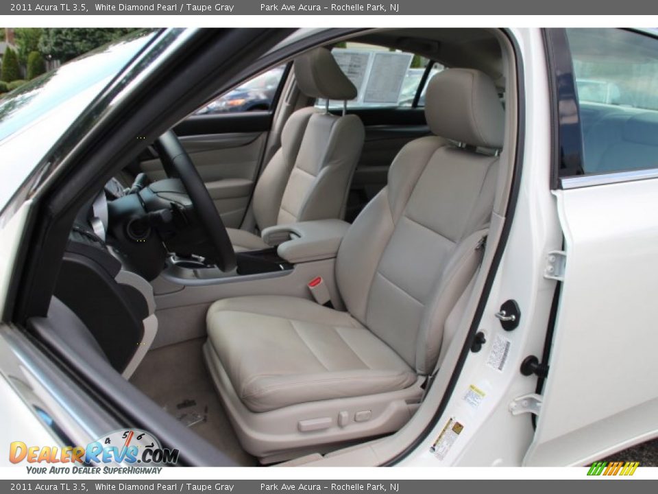 2011 Acura TL 3.5 White Diamond Pearl / Taupe Gray Photo #12