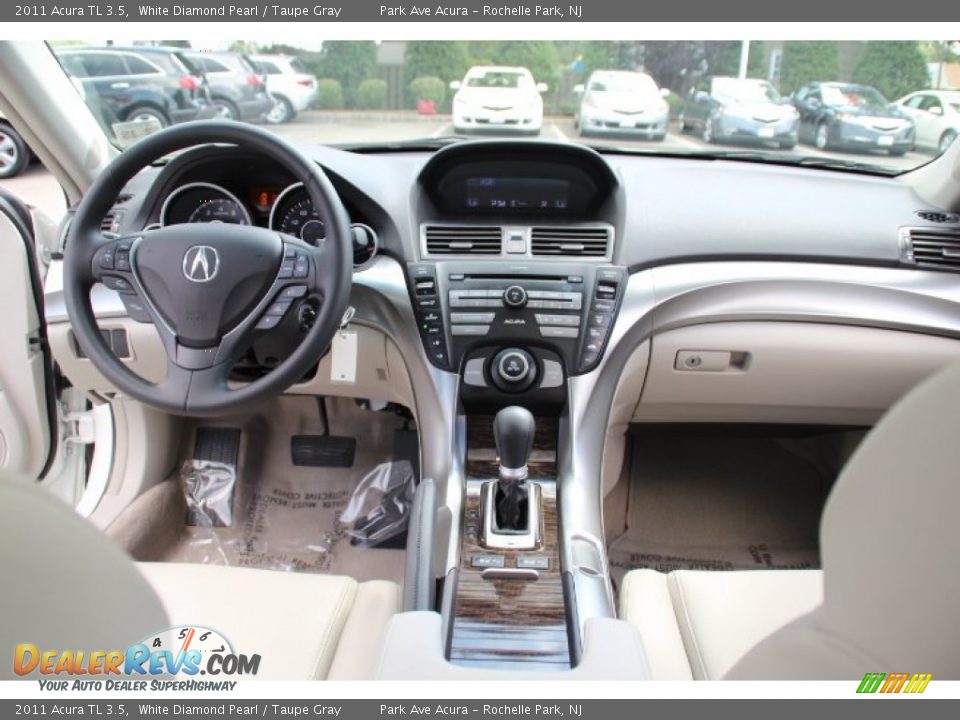 2011 Acura TL 3.5 White Diamond Pearl / Taupe Gray Photo #13