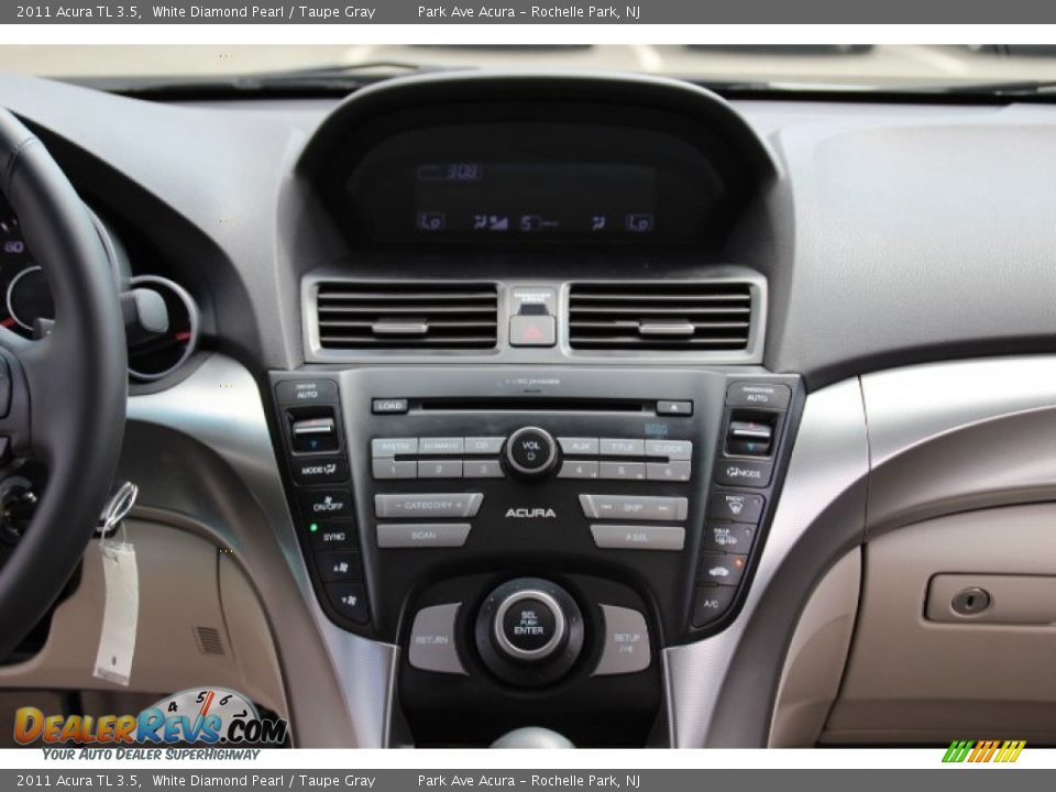 2011 Acura TL 3.5 White Diamond Pearl / Taupe Gray Photo #14