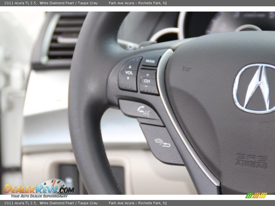 2011 Acura TL 3.5 White Diamond Pearl / Taupe Gray Photo #17