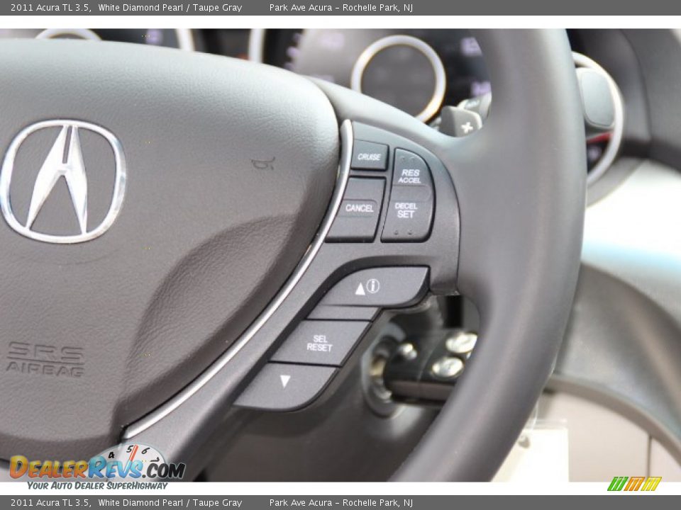 2011 Acura TL 3.5 White Diamond Pearl / Taupe Gray Photo #18