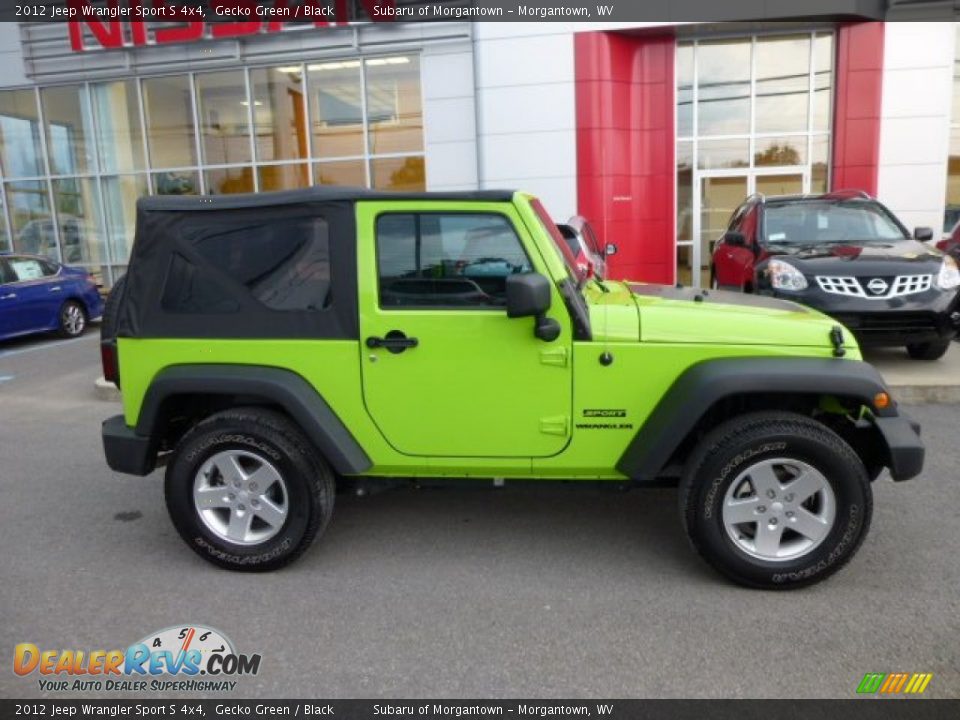 2012 Jeep Wrangler Sport S 4x4 Gecko Green / Black Photo #12