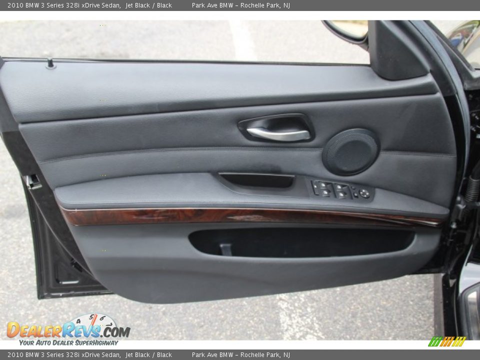2010 BMW 3 Series 328i xDrive Sedan Jet Black / Black Photo #9