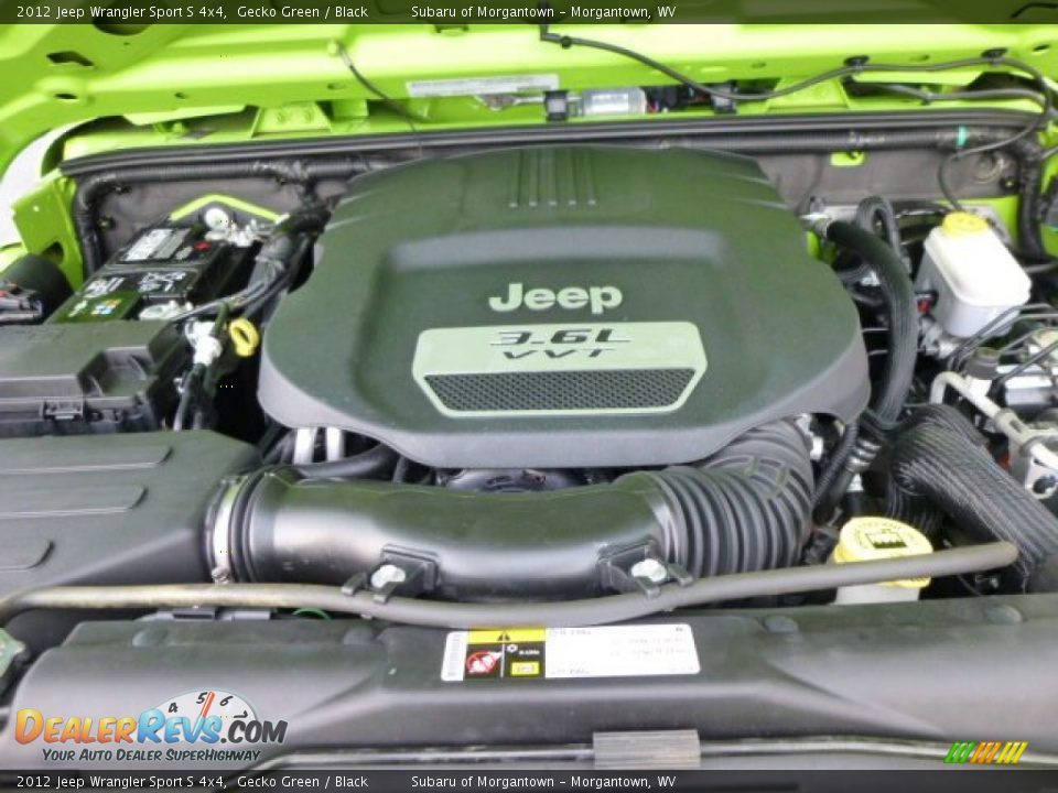 2012 Jeep Wrangler Sport S 4x4 Gecko Green / Black Photo #18
