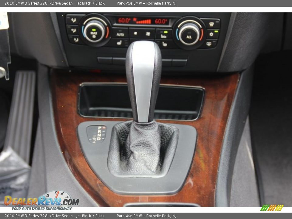 2010 BMW 3 Series 328i xDrive Sedan Jet Black / Black Photo #15