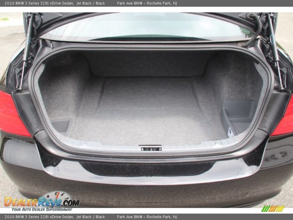 2010 BMW 3 Series 328i xDrive Sedan Jet Black / Black Photo #21