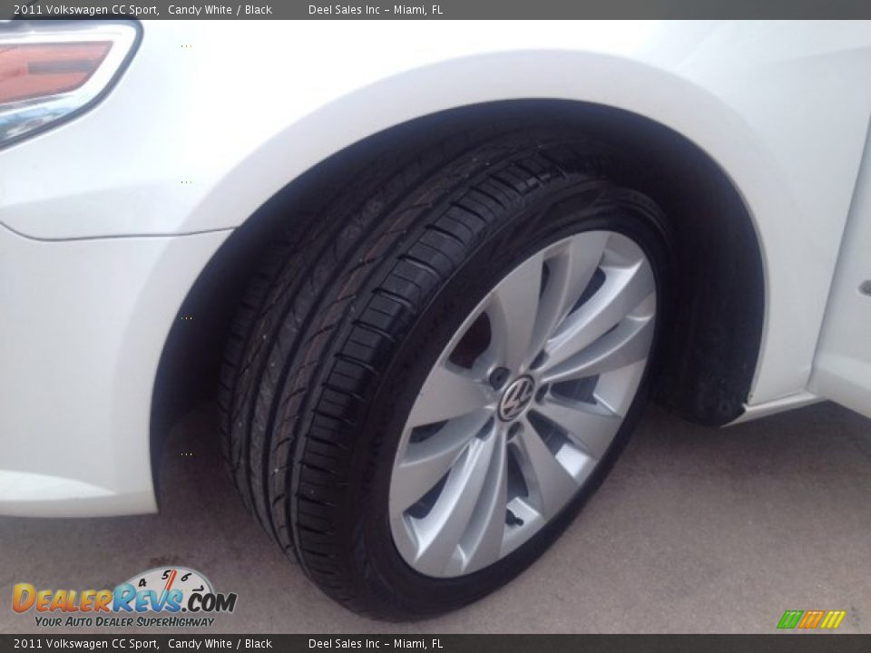 2011 Volkswagen CC Sport Candy White / Black Photo #13