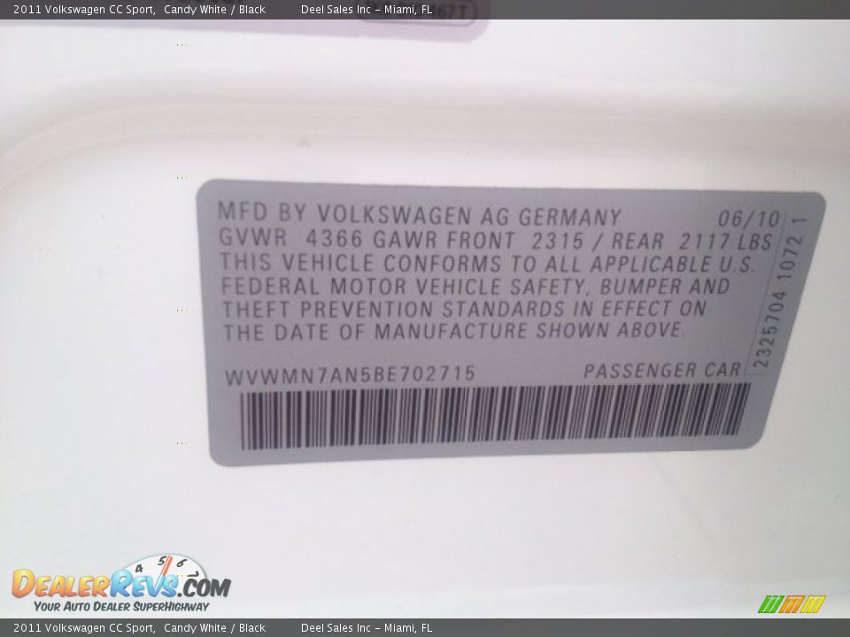 2011 Volkswagen CC Sport Candy White / Black Photo #14