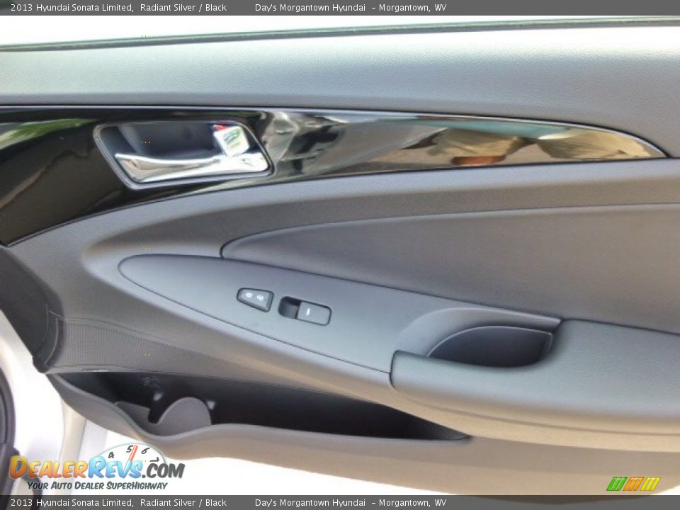 2013 Hyundai Sonata Limited Radiant Silver / Black Photo #12