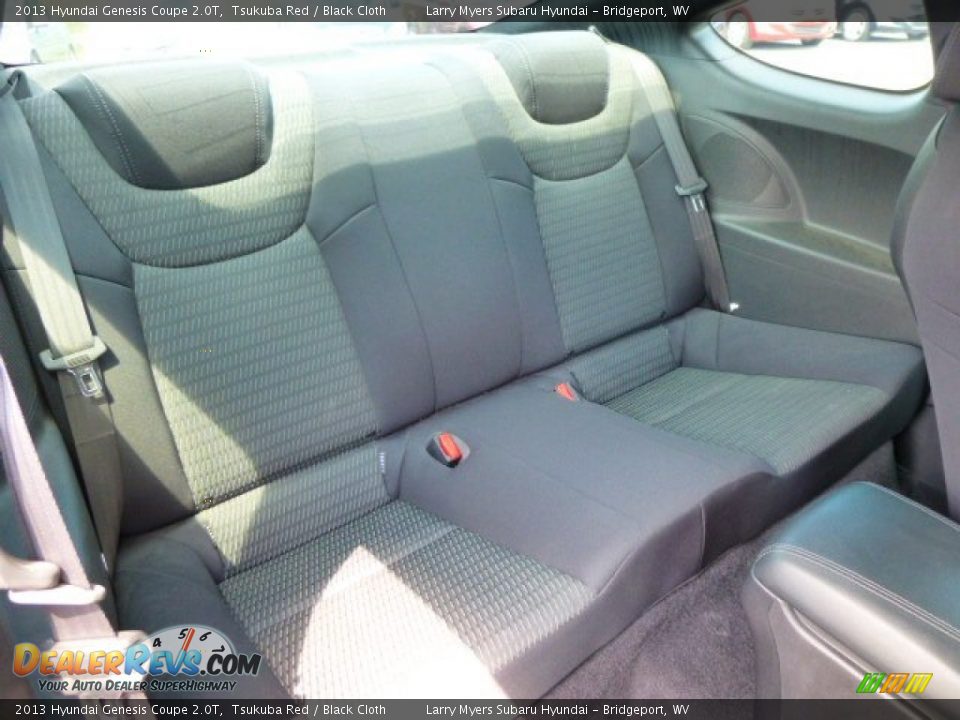 2013 Hyundai Genesis Coupe 2.0T Tsukuba Red / Black Cloth Photo #12