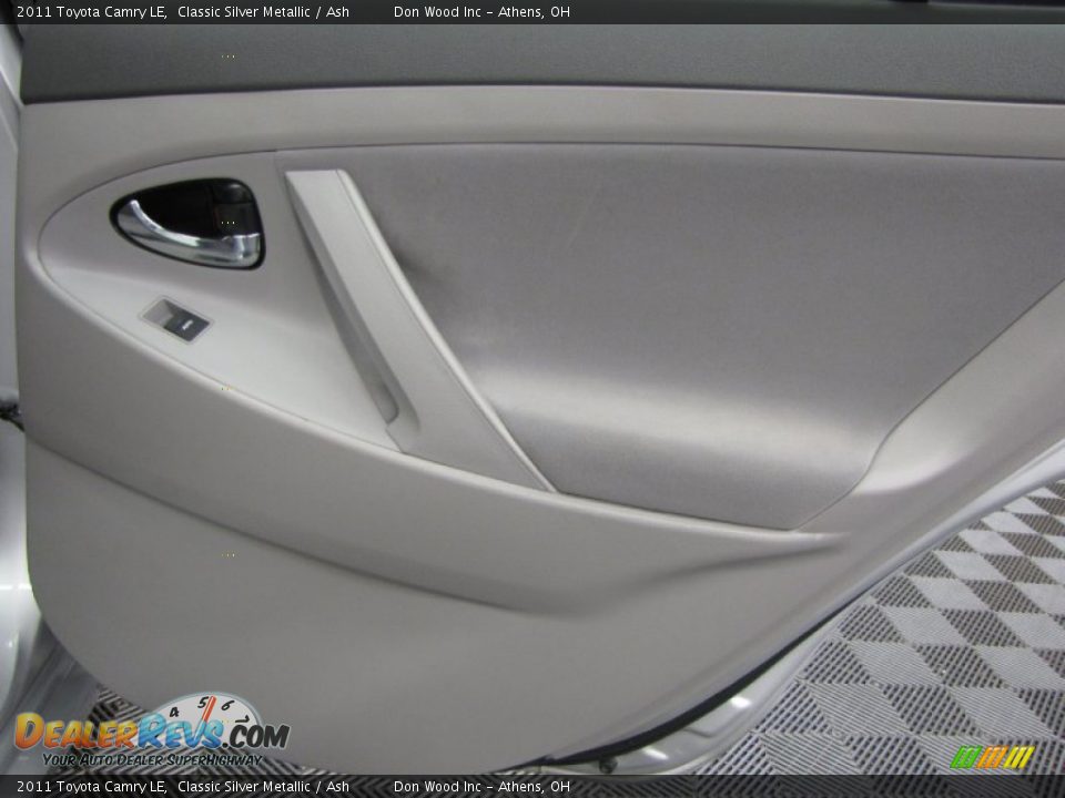 2011 Toyota Camry LE Classic Silver Metallic / Ash Photo #12