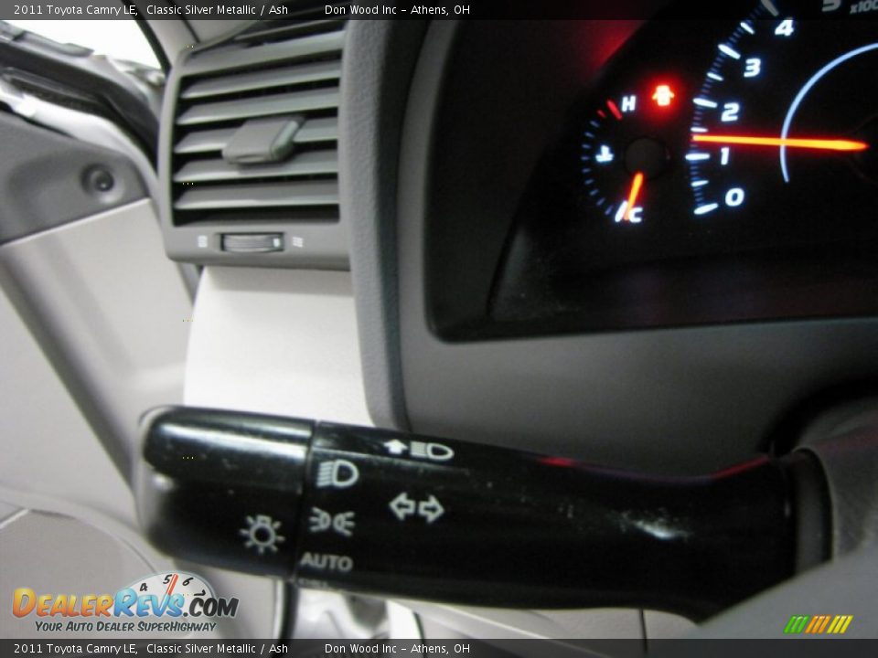 2011 Toyota Camry LE Classic Silver Metallic / Ash Photo #18