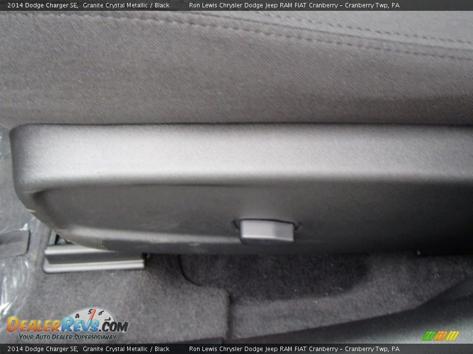 2014 Dodge Charger SE Granite Crystal Metallic / Black Photo #16