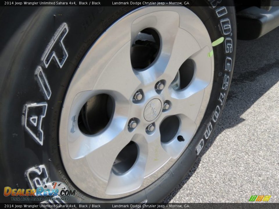 2014 Jeep Wrangler Unlimited Sahara 4x4 Black / Black Photo #5