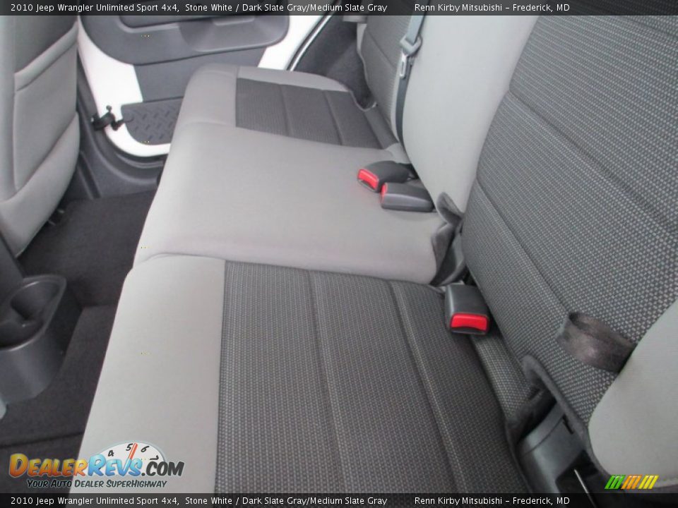 2010 Jeep Wrangler Unlimited Sport 4x4 Stone White / Dark Slate Gray/Medium Slate Gray Photo #25