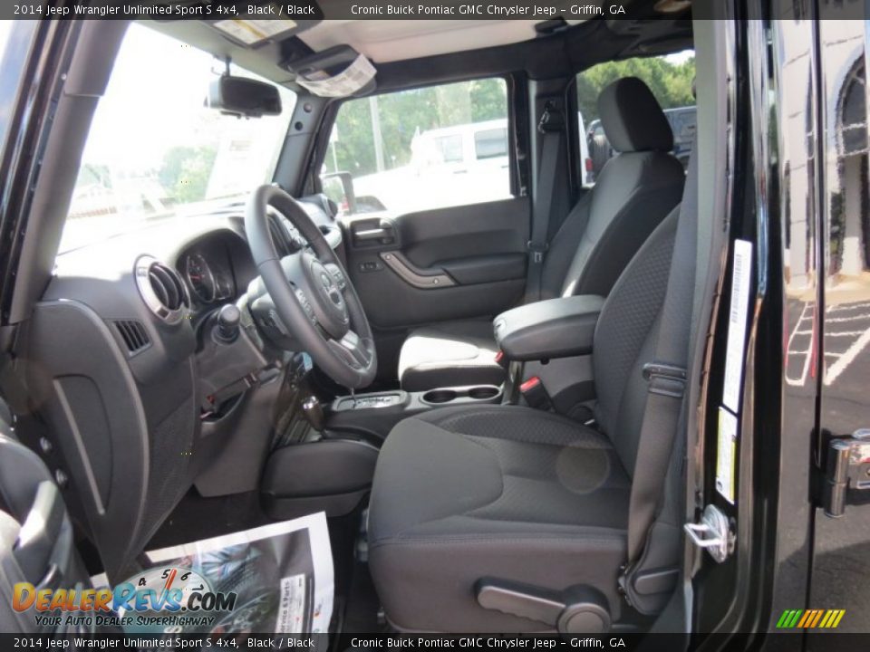 2014 Jeep Wrangler Unlimited Sport S 4x4 Black / Black Photo #10