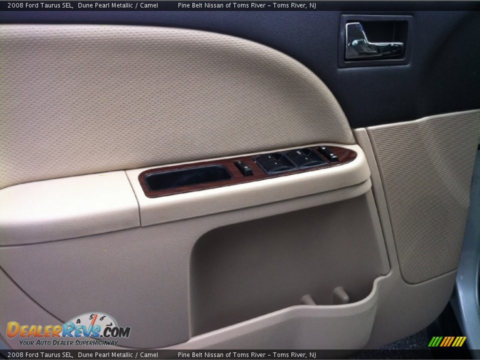 2008 Ford Taurus SEL Dune Pearl Metallic / Camel Photo #10