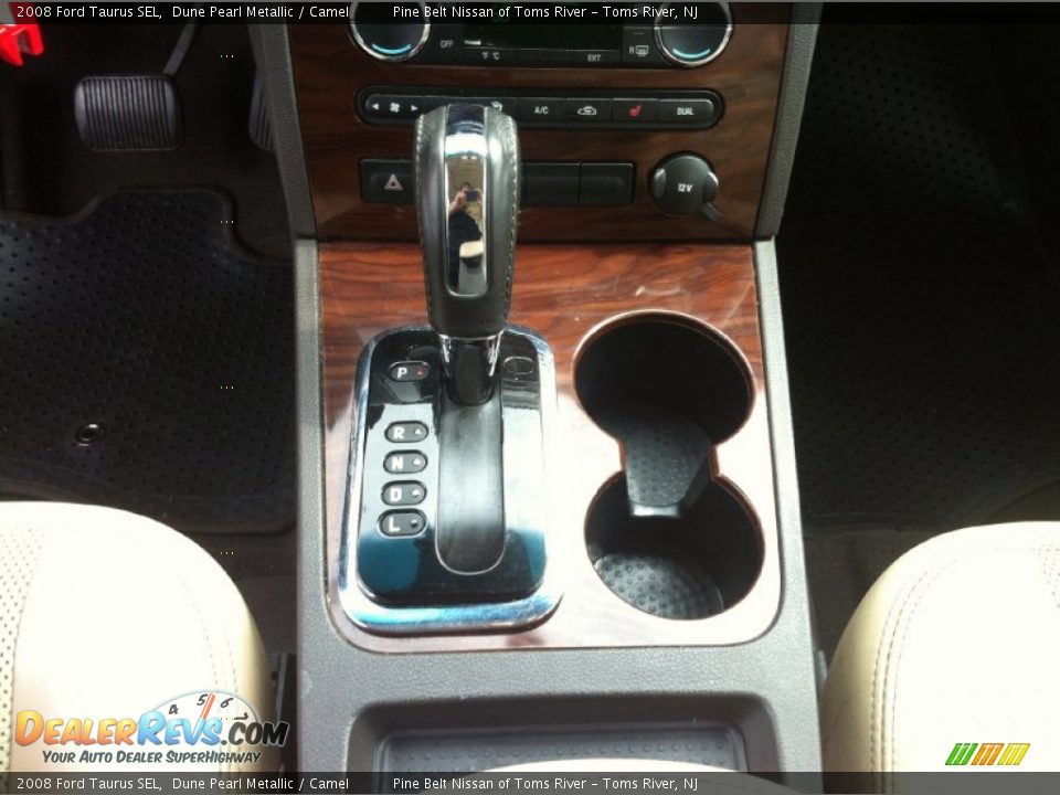 2008 Ford Taurus SEL Dune Pearl Metallic / Camel Photo #13