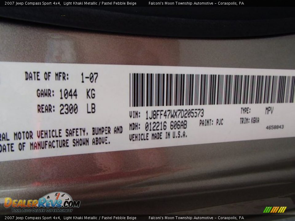 2007 Jeep Compass Sport 4x4 Light Khaki Metallic / Pastel Pebble Beige Photo #25
