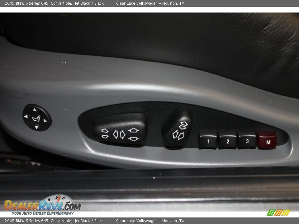 Controls of 2005 BMW 6 Series 645i Convertible Photo #19