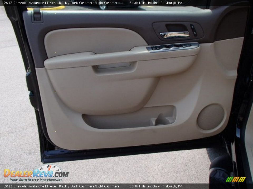 2012 Chevrolet Avalanche LT 4x4 Black / Dark Cashmere/Light Cashmere Photo #11