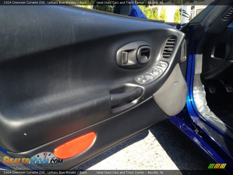 2004 Chevrolet Corvette Z06 LeMans Blue Metallic / Black Photo #29