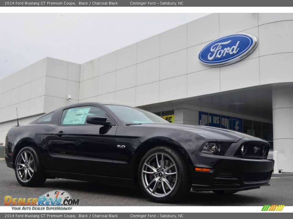 Front 3/4 View of 2014 Ford Mustang GT Premium Coupe Photo #1